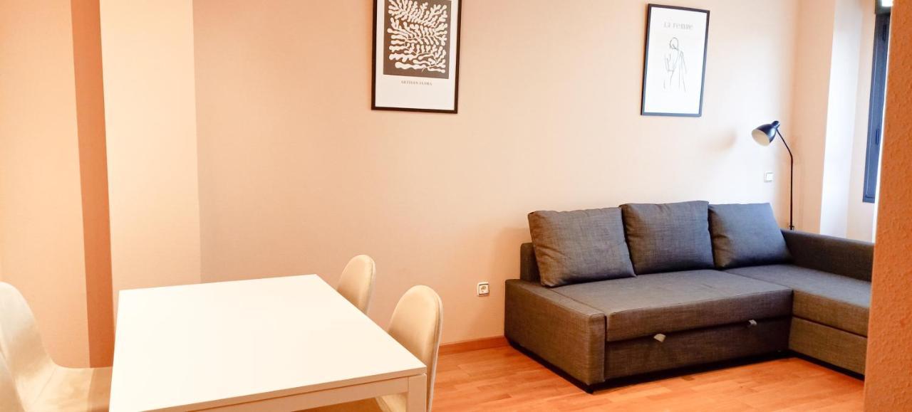 El Jardin De Astros Apartment Salamanca Luaran gambar